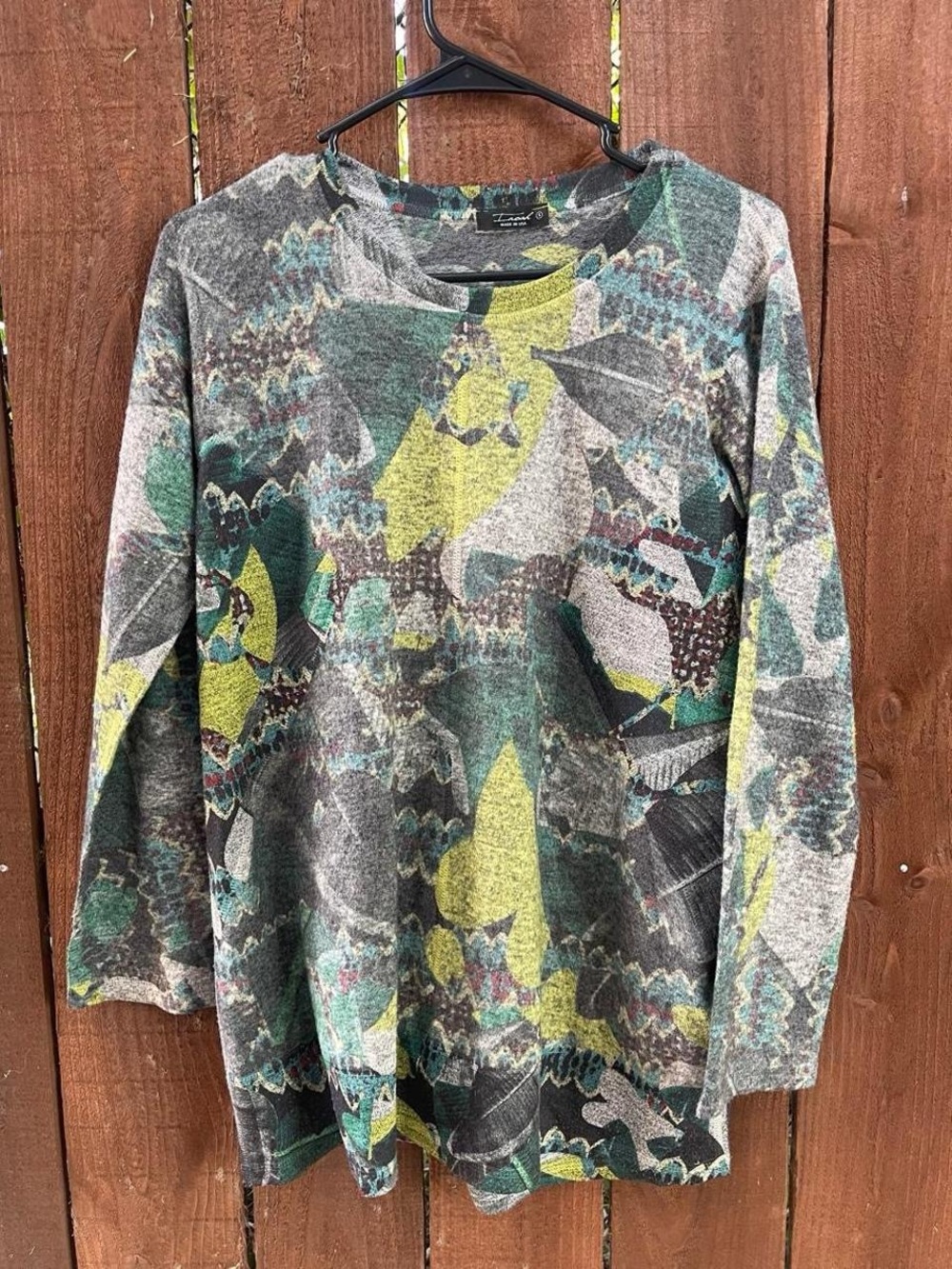 Inoah Abstract Print Long Sleeve Wearable Art Tunic Knit Top USA Sz S
